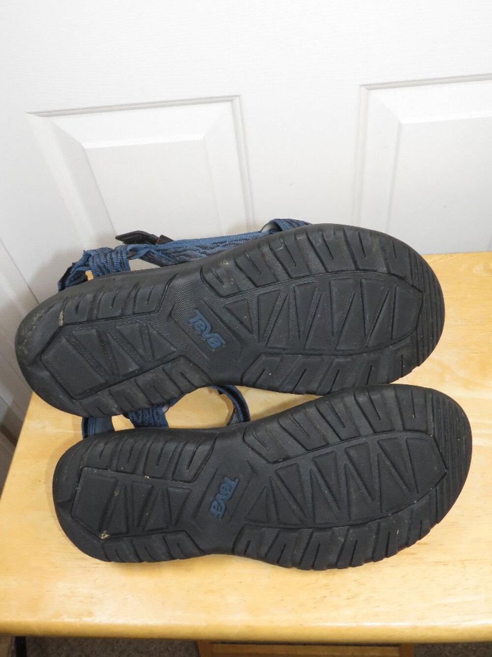 Teva Hurricane XLT2 Sport Sandals S/N 1019234 Blue/Black Geo Print Mens Size 12 - Picture 8 of 8